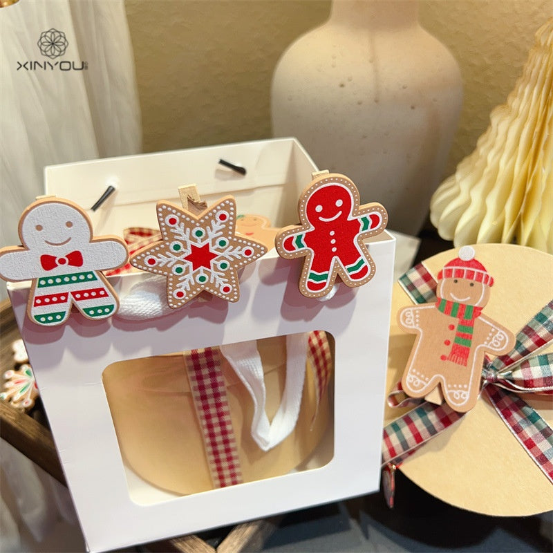 Christmas Gingerbread Man Wooden Clips DIY Snowflake Bell Gift Box Decoration Small Wood Clips  2 pcs