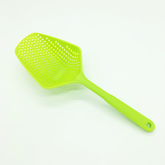 Large Kitchen Colander – BPA-Free Plastic Strainer for Pasta, Vegetables & Fruits